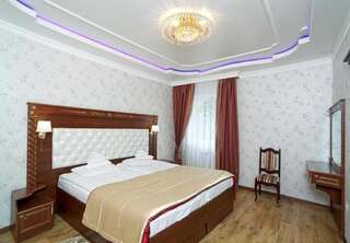 Отель VICTOR Hotel Resort & SPA Трускавец Представительский люкс-1